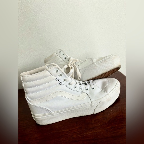 VANS WHITE HIGH TOP WOMENS SNEAKERS SZ US 8.5 - Picture 3 of 8